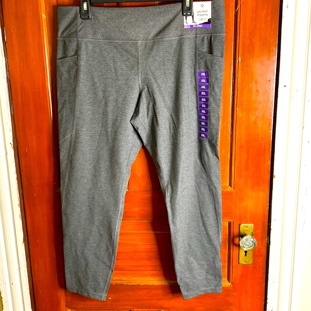 NWT: Members Mark 7/8 leggings